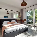 Boutique Refresh