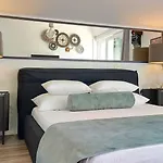 Boutique Refresh *